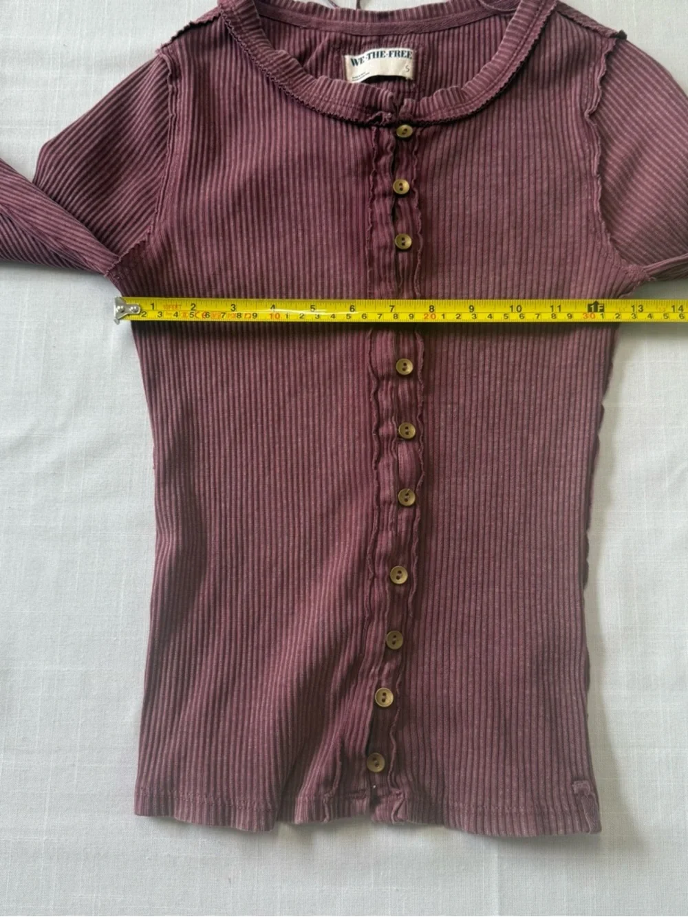 Free People Its On Cardi Raw edge Ribbed Button Down Fitted top Size S